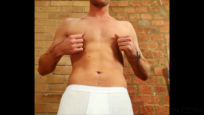 UK Naked Men: Jiskra.