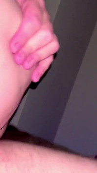 Fat Ass White Girl with a Fat Pussy Gets Creampied