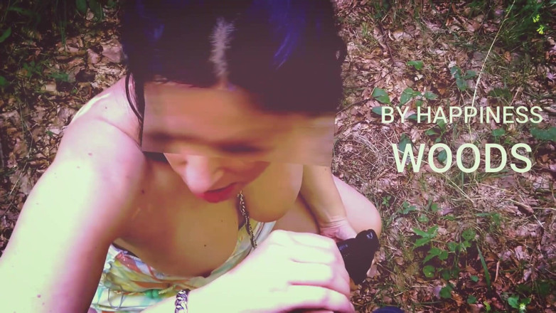 Toilet Mommy: Milf puta entrenamiento en bosque