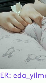 Camel Toe- Puffed Pussy- Swollen Pussy- Big Pussy- Turkish MILF- Turkish Porn- Pajamas