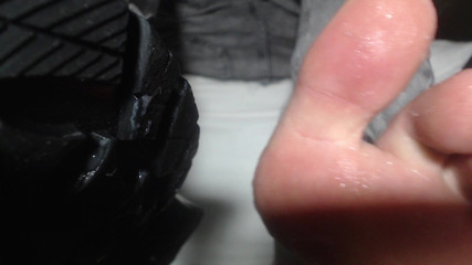 Hunky time: Dominantní s nohama a spermatem