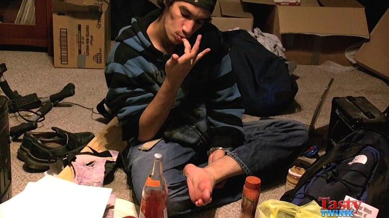 Tasty Twink: Jiffy-zehen