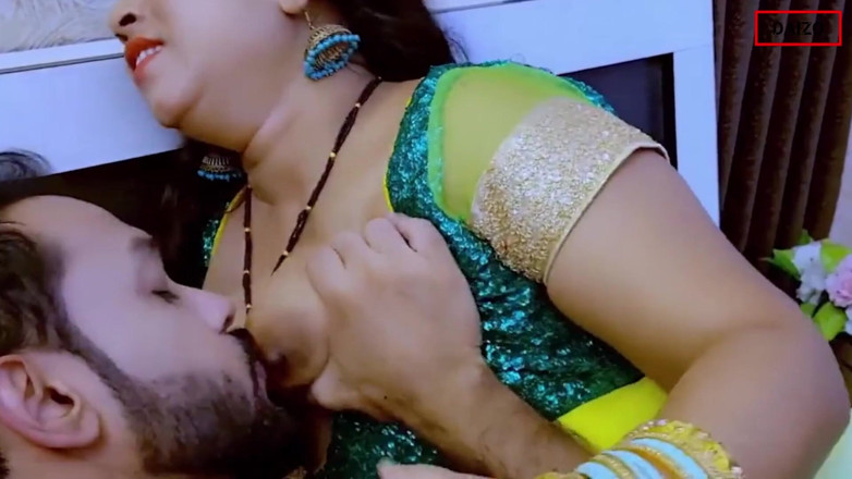 Daizo Premium: Kakak ipar india pantat bahenol lagi asik seks anal