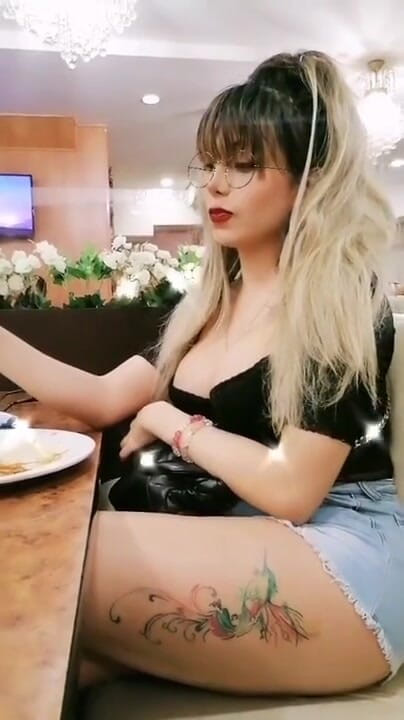 Barbietransxxxx: Tranny na pláži nahá na dovolené