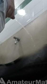 Amateur Str8 Boy Caught Peeing at Public Toilet Urinal