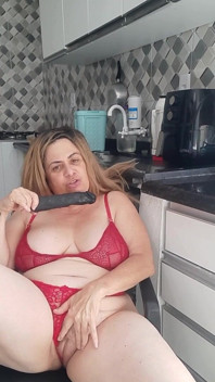 Sucking a Black Cock