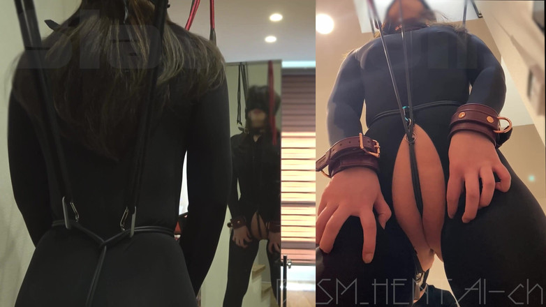 BDSM_HENTAI-ch: Entrejambe, chatte en gros plan : une esclave masochiste taille une...