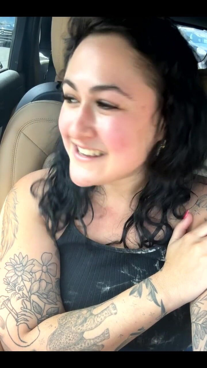 Josie Jaxxon: Masuk ke Vacay Mode