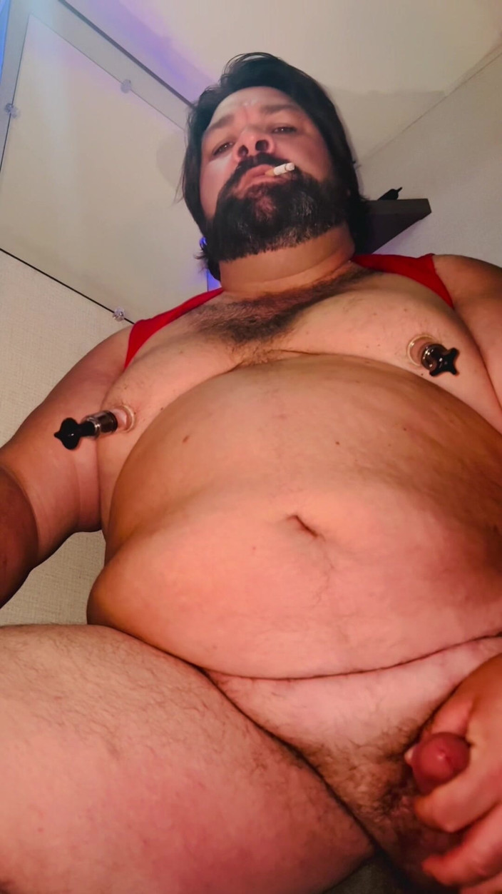 Brewster Bear: Fetter stiefvater, penis &amp; nippelpumpen
