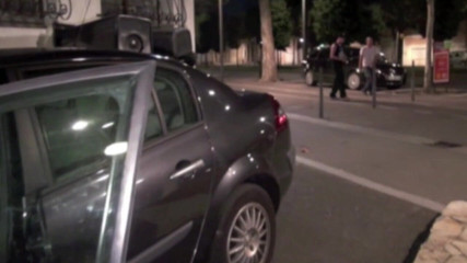 Crunch Boy: Francês gay gêmeo fodido por escaldante no carro na rua