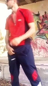 Meneroka Bangunan Terbiar dan Kencing