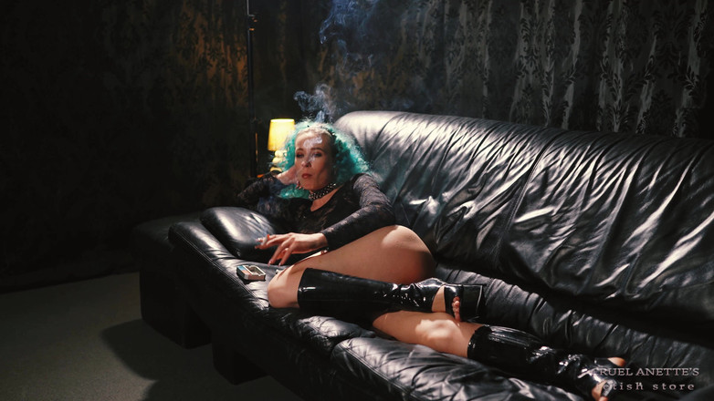 Cruel Anettes fetish world: 게으른 순간 4K