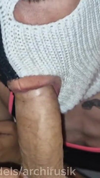 Twink Este Un Portar De Rahat, așa Că Este Plătit Cu O Pulă Și Spermă!