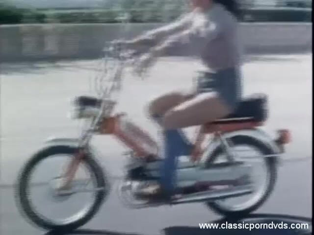 Classic Porn DVDs: DVD-uri porno clasice: Weekend Cowgirl: partea 3