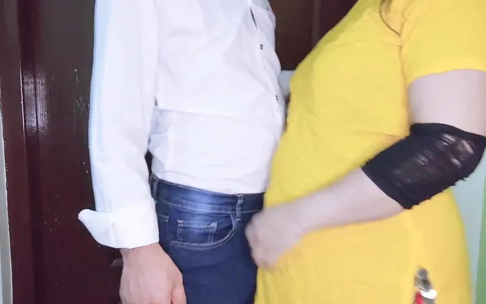 Faryal: Nedám ti míč, udělám mujra - Desi Mujra Songmaza Agaya