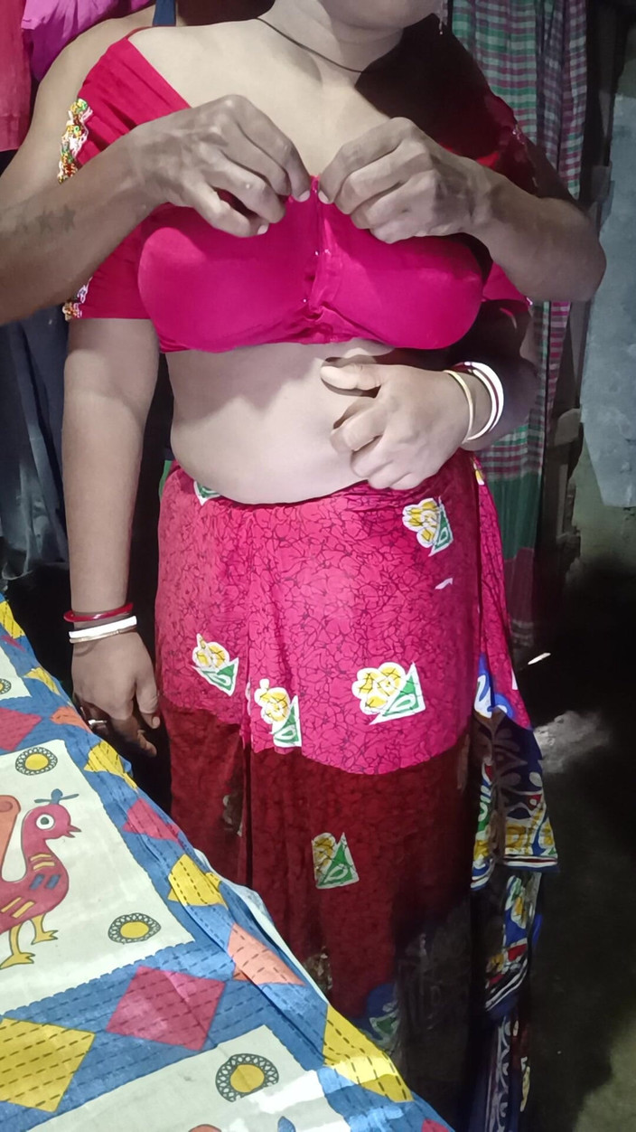 Monika Bhabhi: Indian Couple Gats Horny