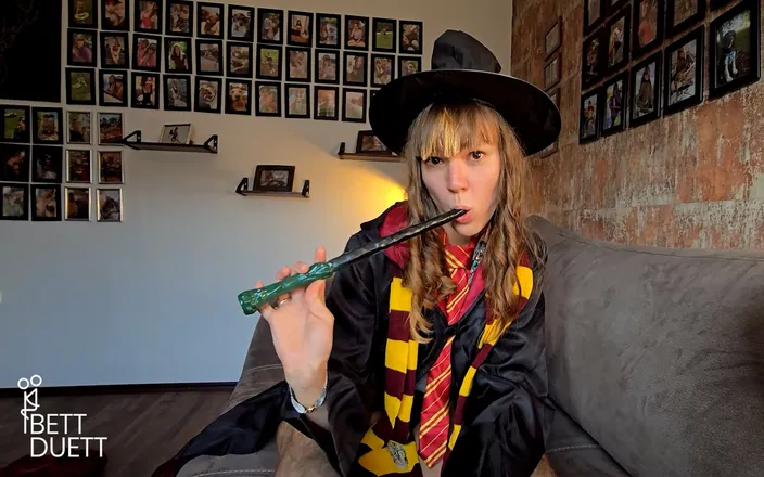 BettDuett: Fuck with Horny Hermione!