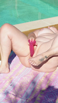 I Fucked Myself by the Pool - Squirting Masturbation