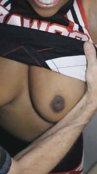 Ivy young pemimpin pemandu sorak remaja toket besar tersedak, ivy young nyepong kontol di glory hole