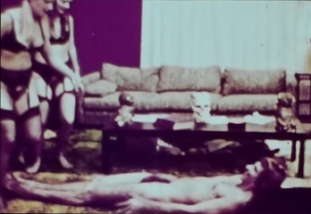 Close Encounter Vintage: Vintage porno retro erotisch theater - femme scouts