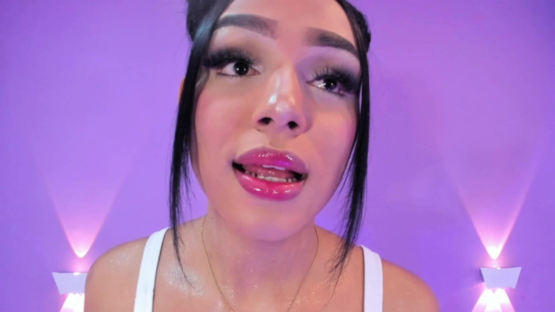 Brittany Gil: Labbra Succose Sexy