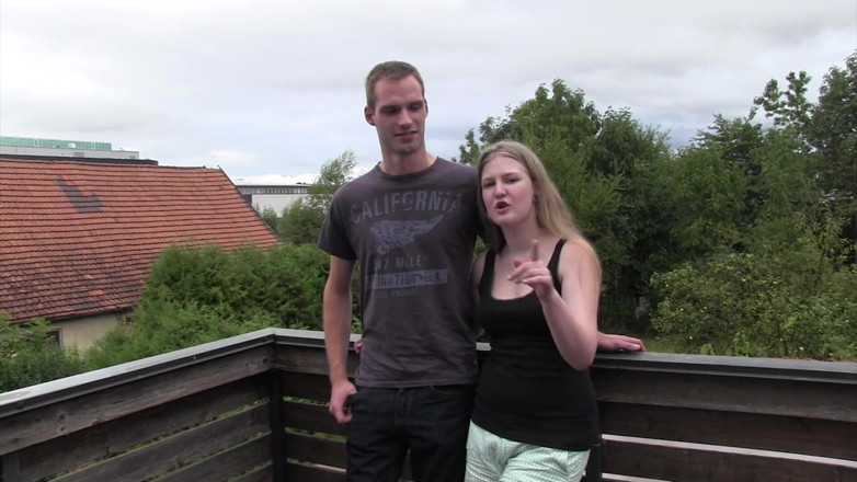 Casting66: Julia gummi-blankziehen!