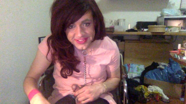 Horny TS: Self suck sissy