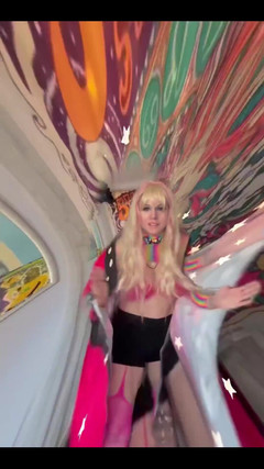 Suzy Wylde: アナルトレーニングのフルビデオ