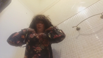 savannahamatoriale: Monia jde do divadla