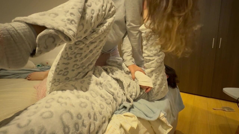 scarlettandc: Wrestling Between Women and Tickling