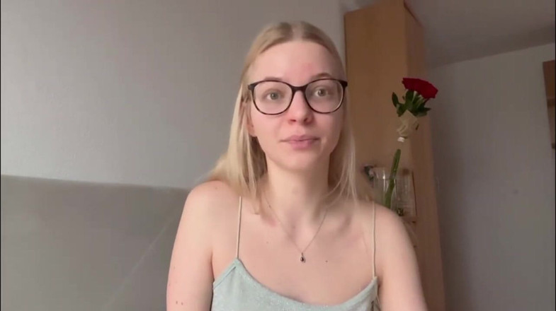 Goddess_Bella_Rae: Minha Opinião sobre Homens Submissos