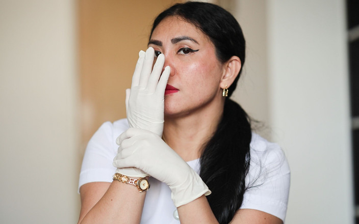 DominaFireOfficial: Latexové rukavice Fetish Asmr