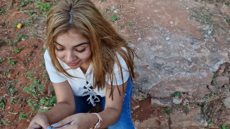 Latinascachondas: Mamada pública en el parque de Madrid