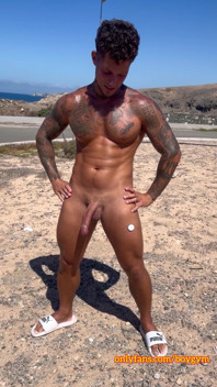 Cumming in the Street with No Hands