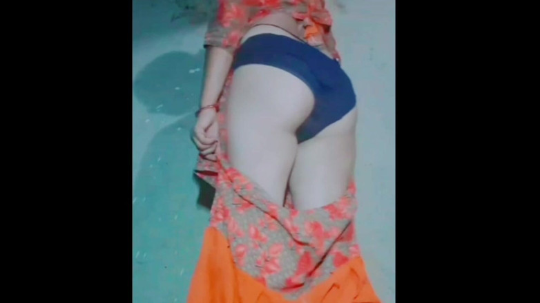 TricolorMusic3: Compilation bollente e sexy di lavanya. Masturbazione e figa bagnata!