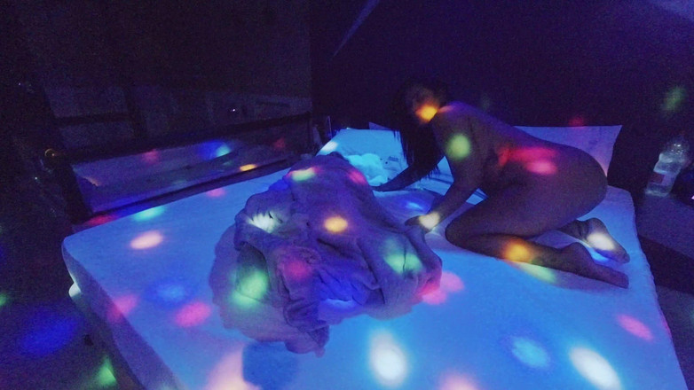 Lukas Zaad: Noite Anal: Socando a Rola No Cuzinho Da Cavalona até...