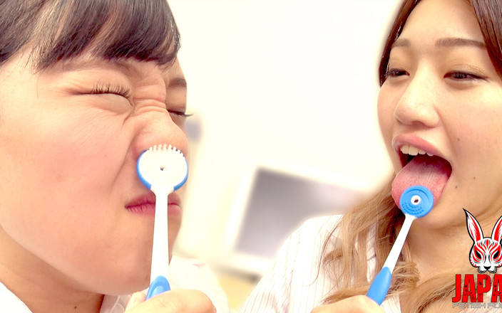 Japan Fetish Fusion: La giapponese airu hashino mette il suo respiro e la...