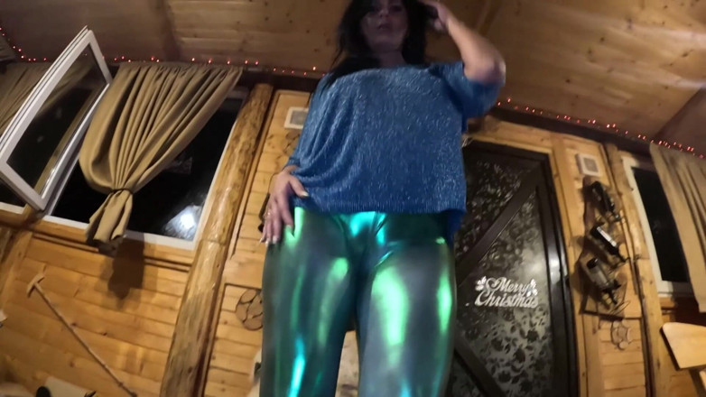 MilfyCalla: Deep Blow-job and Cum Play on My Shiny Cameltoe 285