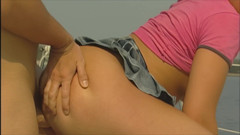 Best Amateur Sex: Söt tjej längtar efter tjocka kukar utomhus knull