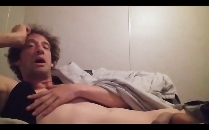 LilTaste: Sólo masturbace
