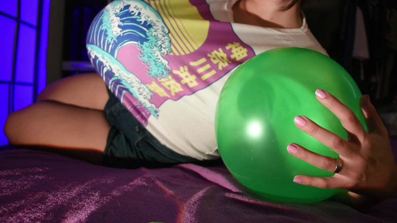 melu_world: Ejaculare și cu pumnul cu balon verde de cristal - Bunny Looner