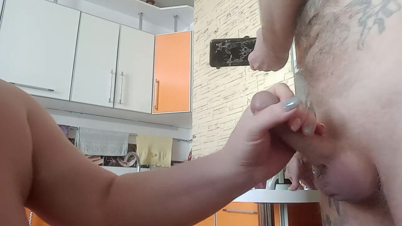 Zona901: Milf bBW lutscht meinen schwanz und bekommt einen schluck sperma