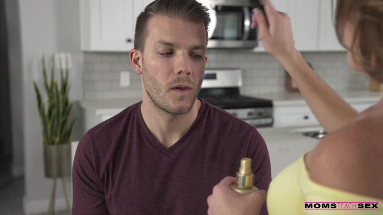 Moms teach sex: Coloque esses peitos longe da jovem - S16:e7