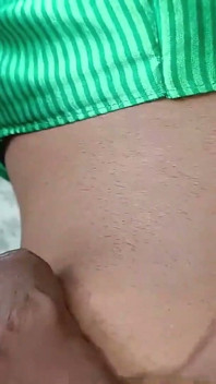 Hausfrau fickt massagegerät zu hause teil 4