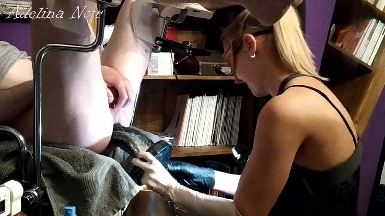 Adelina Noir: Épico fisting profundo en el codo y entrenamiento anal extremo...