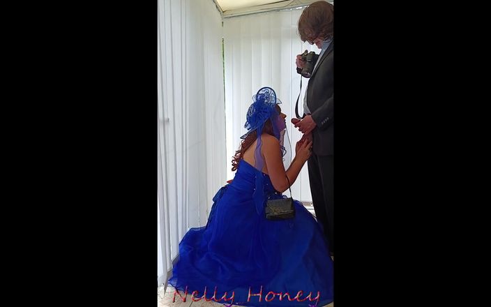 Nelly honey: Piękna galeria zdjęć zrobiony w nowej niebieskiej sukni balowej
