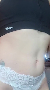 내 엉덩이를 흔드는 걸 지켜봐, 너의 얼굴에 흔드는 걸 보고 싶어