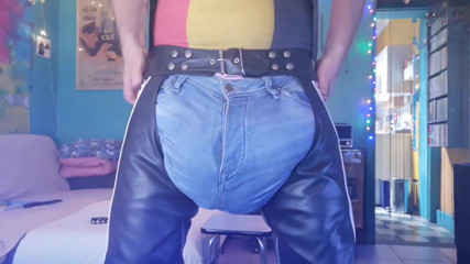 Monster_Meat_: Striptýz, celá show nahá masturbace