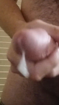 Leche en la mañana en la masturbación