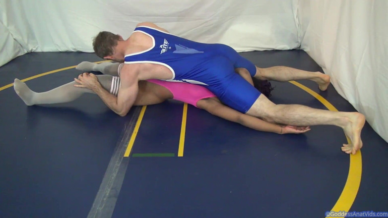 Goddess Anat Official: Todd vs Cupcake, wrestling & lifting